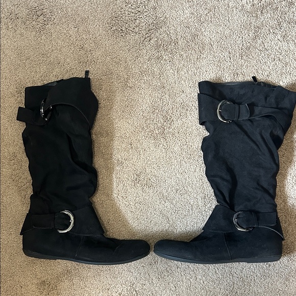 Stylish Black Women's Extra Wide Calf Boots - Picture 1 of 4